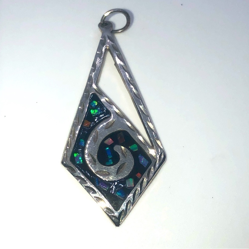 VTG Sterling Silver Black Enamel & Opal Chip Inlay Etched Design Pendant 2.1”
